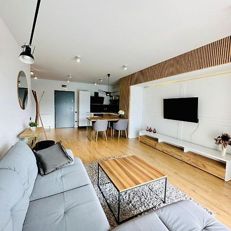 Kharisma Apartment-Free Parking-Ultracentral Cluj Napoca Bagian luar foto