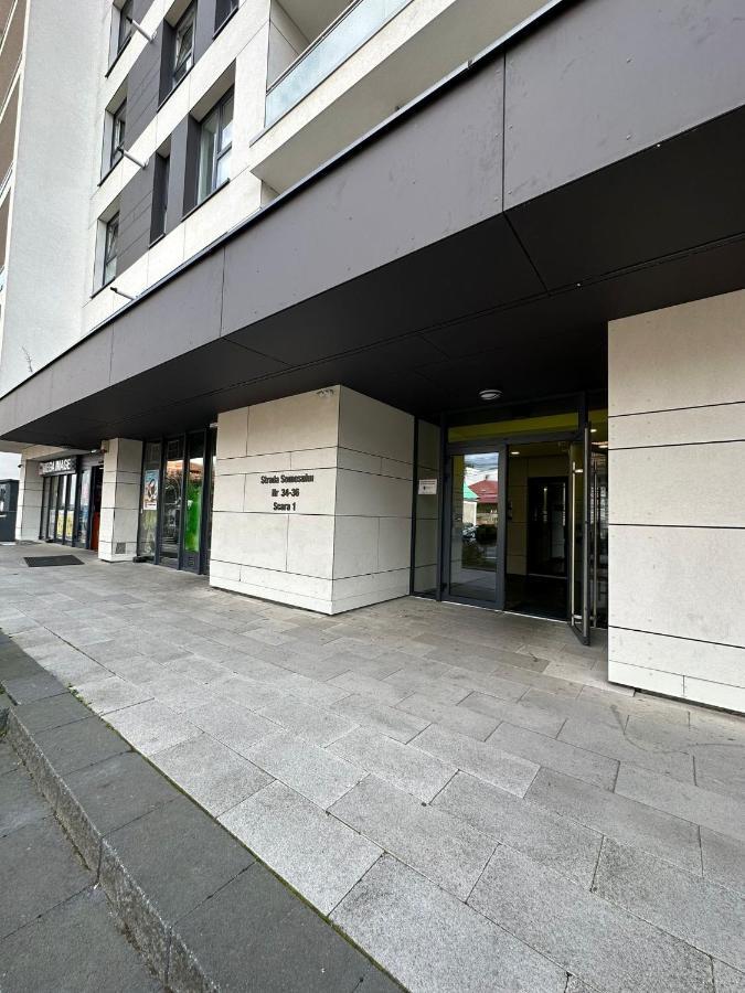Kharisma Apartment-Free Parking-Ultracentral Cluj Napoca Bagian luar foto