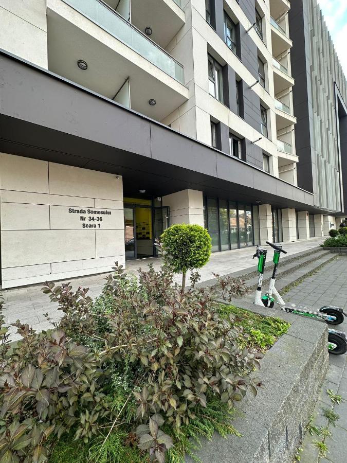 Kharisma Apartment-Free Parking-Ultracentral Cluj Napoca Bagian luar foto
