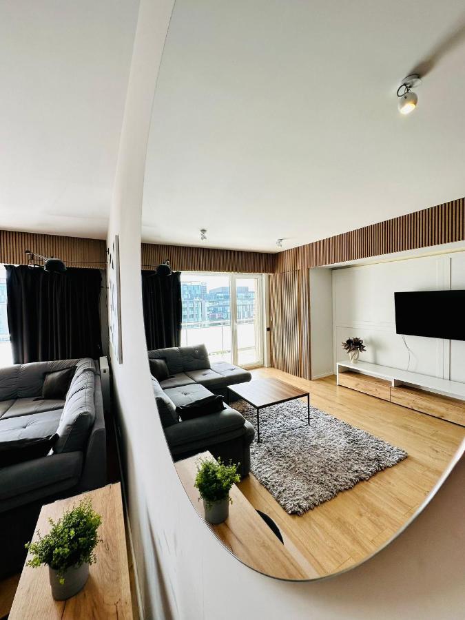 Kharisma Apartment-Free Parking-Ultracentral Cluj Napoca Bagian luar foto