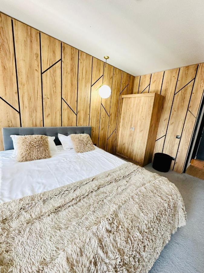 Kharisma Apartment-Free Parking-Ultracentral Cluj Napoca Bagian luar foto